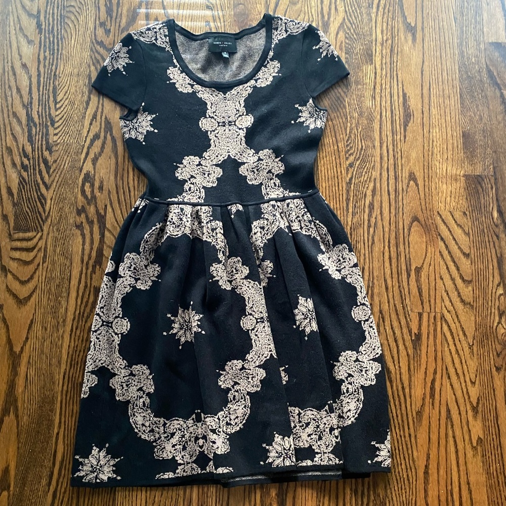 Romeo & Juliet Sweater Dress - M